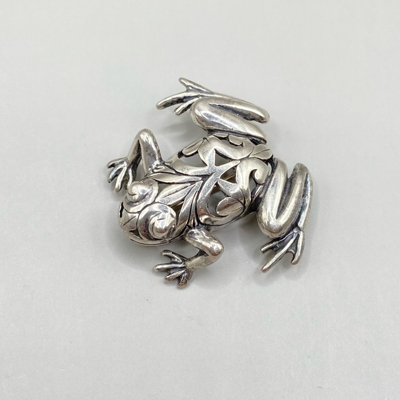 Vintage Jezlaine Ornate Frog Brooch - Picture 1 of 6